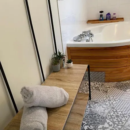 펜션 Maison Avec Parc Arbore Entre Terre Et Hudimesnil