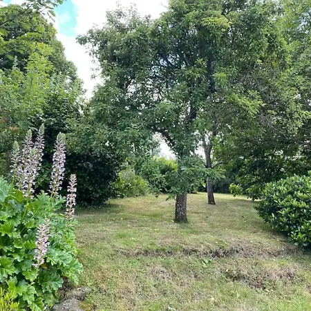 Maison Avec Parc Arbore Entre Terre Et *