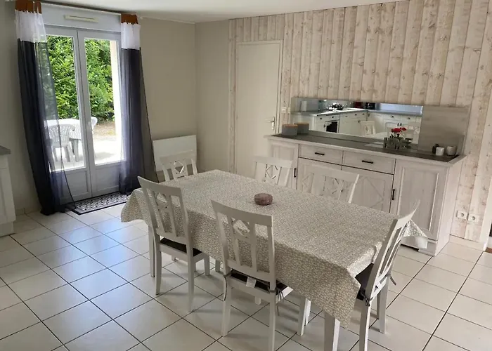 Maison Avec Parc Arbore Entre Terre Et *