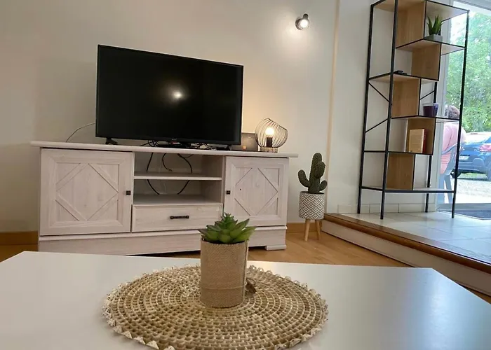 Maison Avec Parc Arbore Entre Terre Et * Hudimesnil