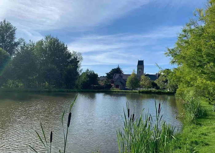 Maison Avec Parc Arbore Entre Terre Et Hudimesnil