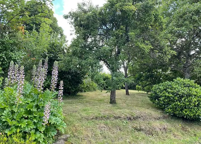 Maison Avec Parc Arbore Entre Terre Et *